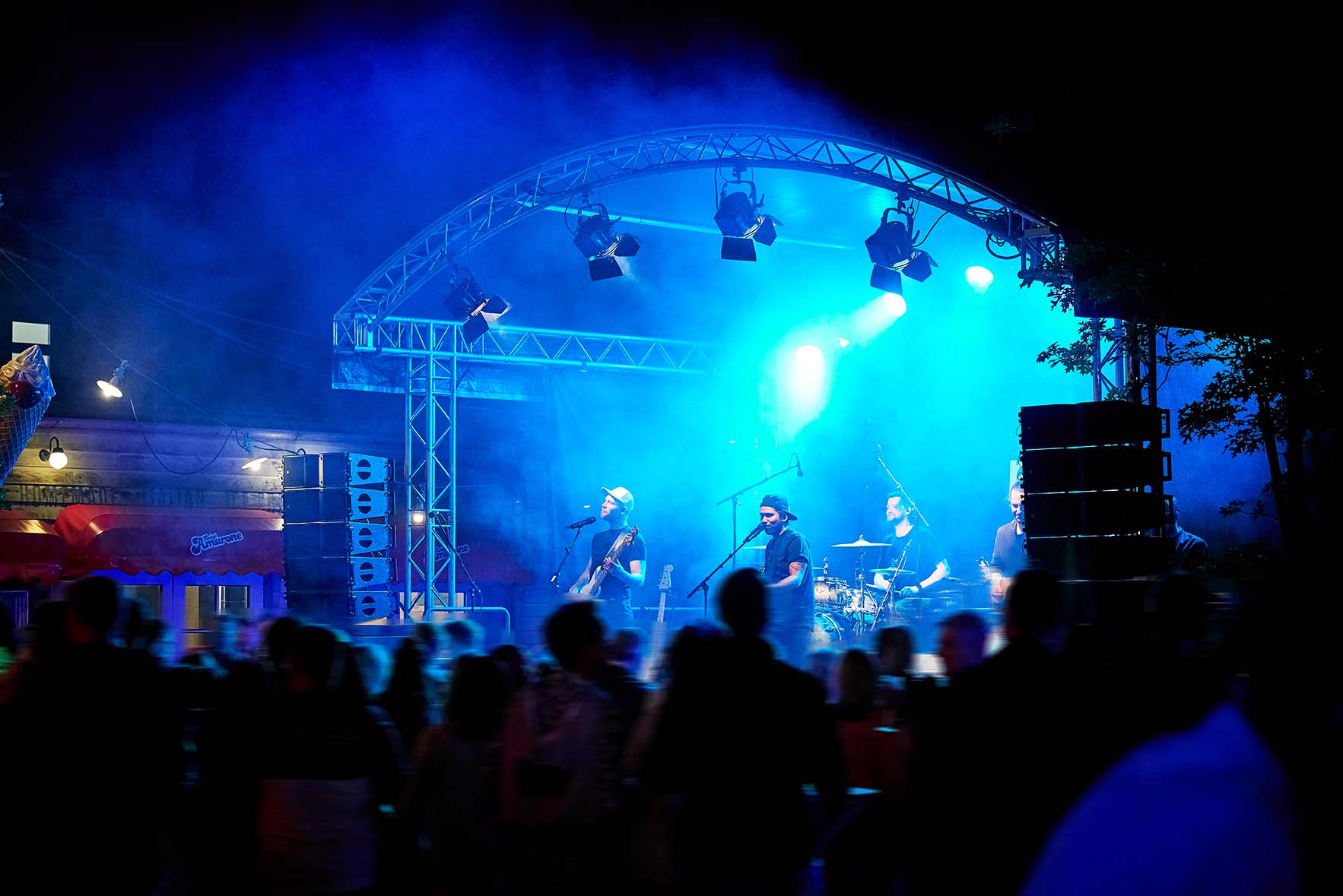 The audience is moving